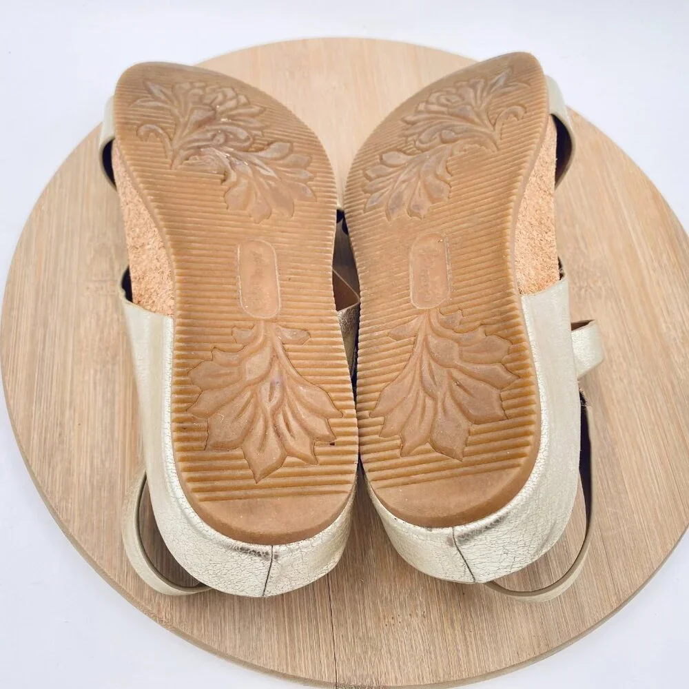 Eurosoft Sandals Womens 10 Gold Vegan Leather Slingback Flats Peep_10